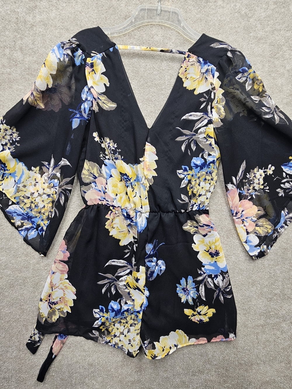 Bailey Blue Y2K Floral Romper Small Bell Sleeve Deep Plunge Boho - Picture 13 of 16